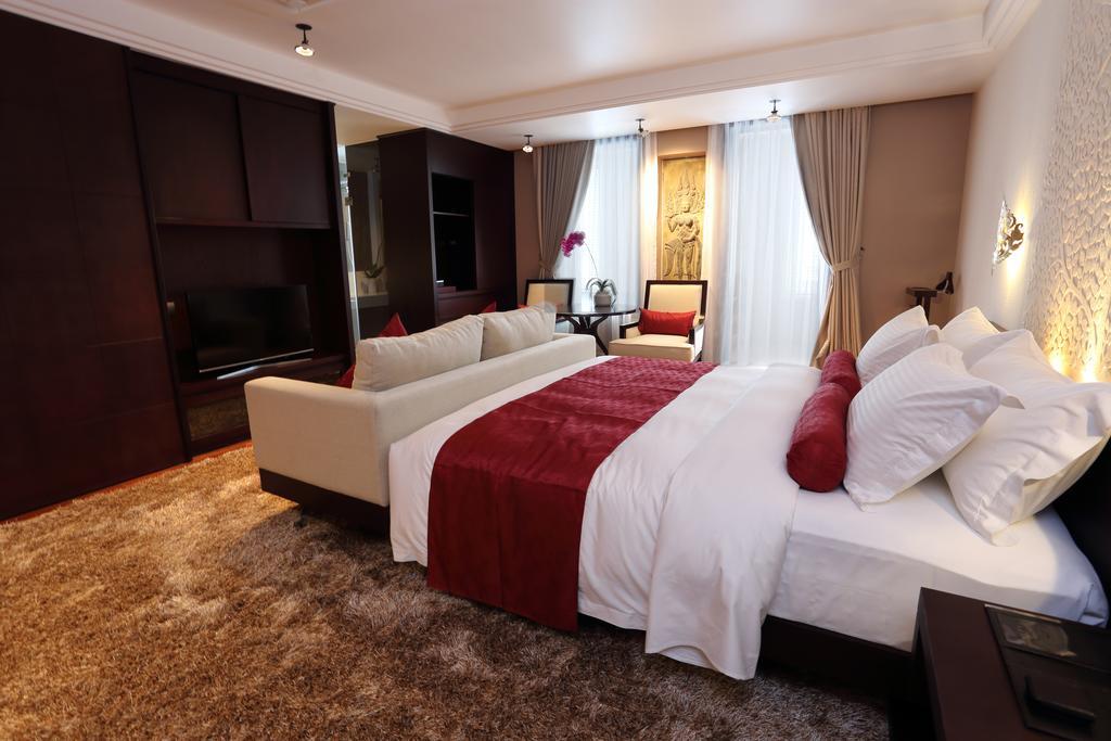 Arunreas Hotel Пном Пен Екстериор снимка