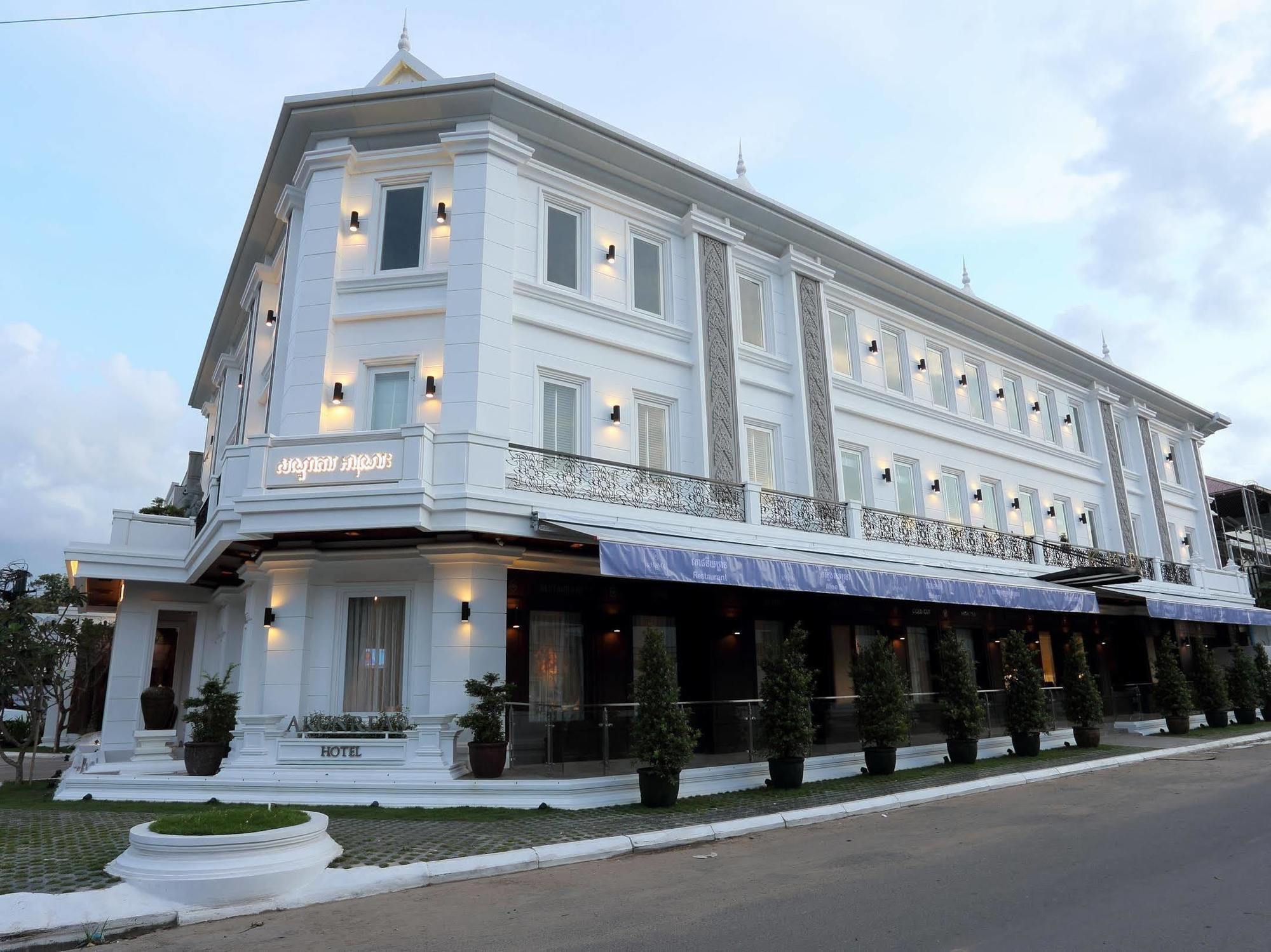 Arunreas Hotel Пном Пен Екстериор снимка
