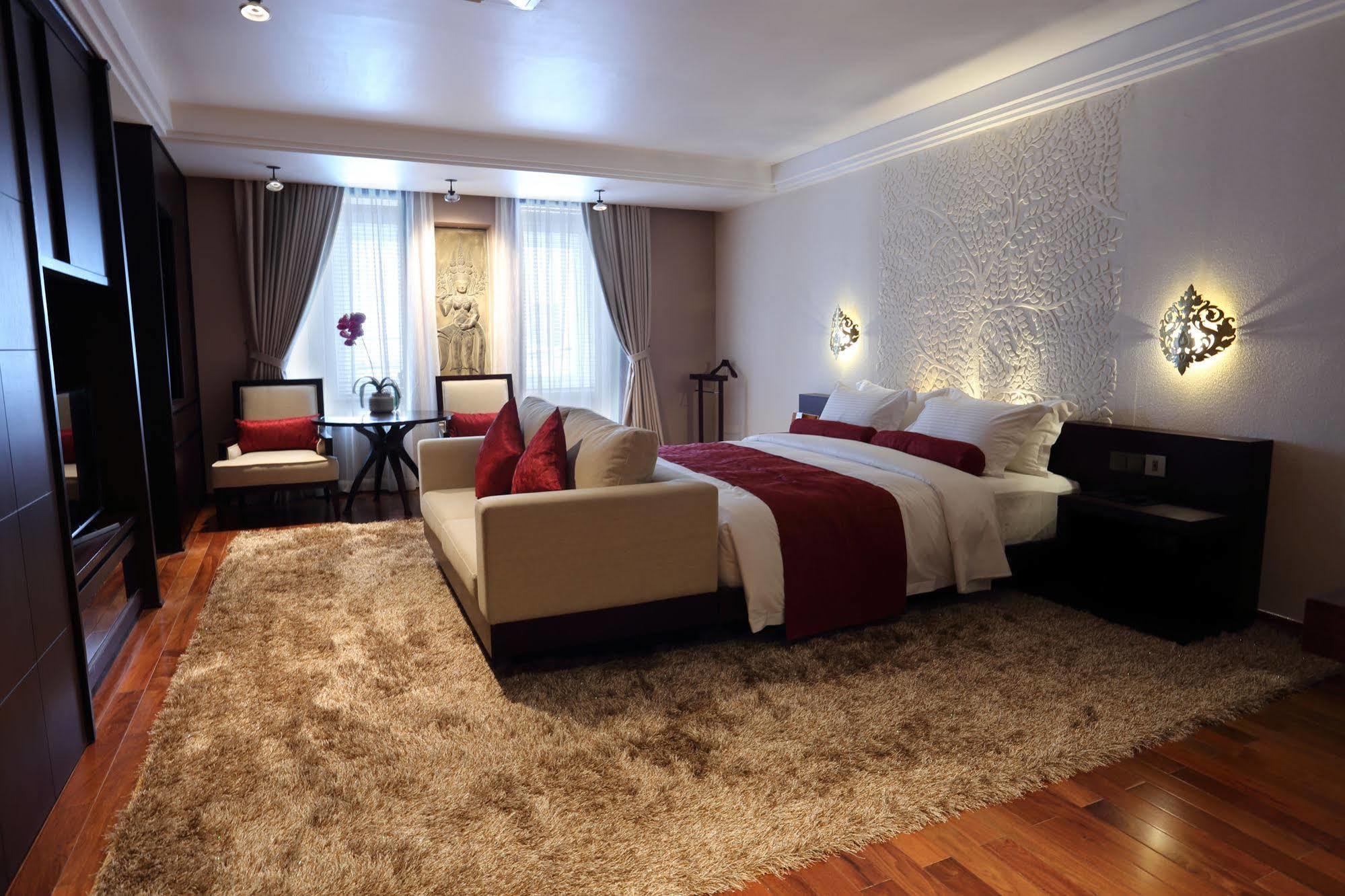 Arunreas Hotel Пном Пен Екстериор снимка
