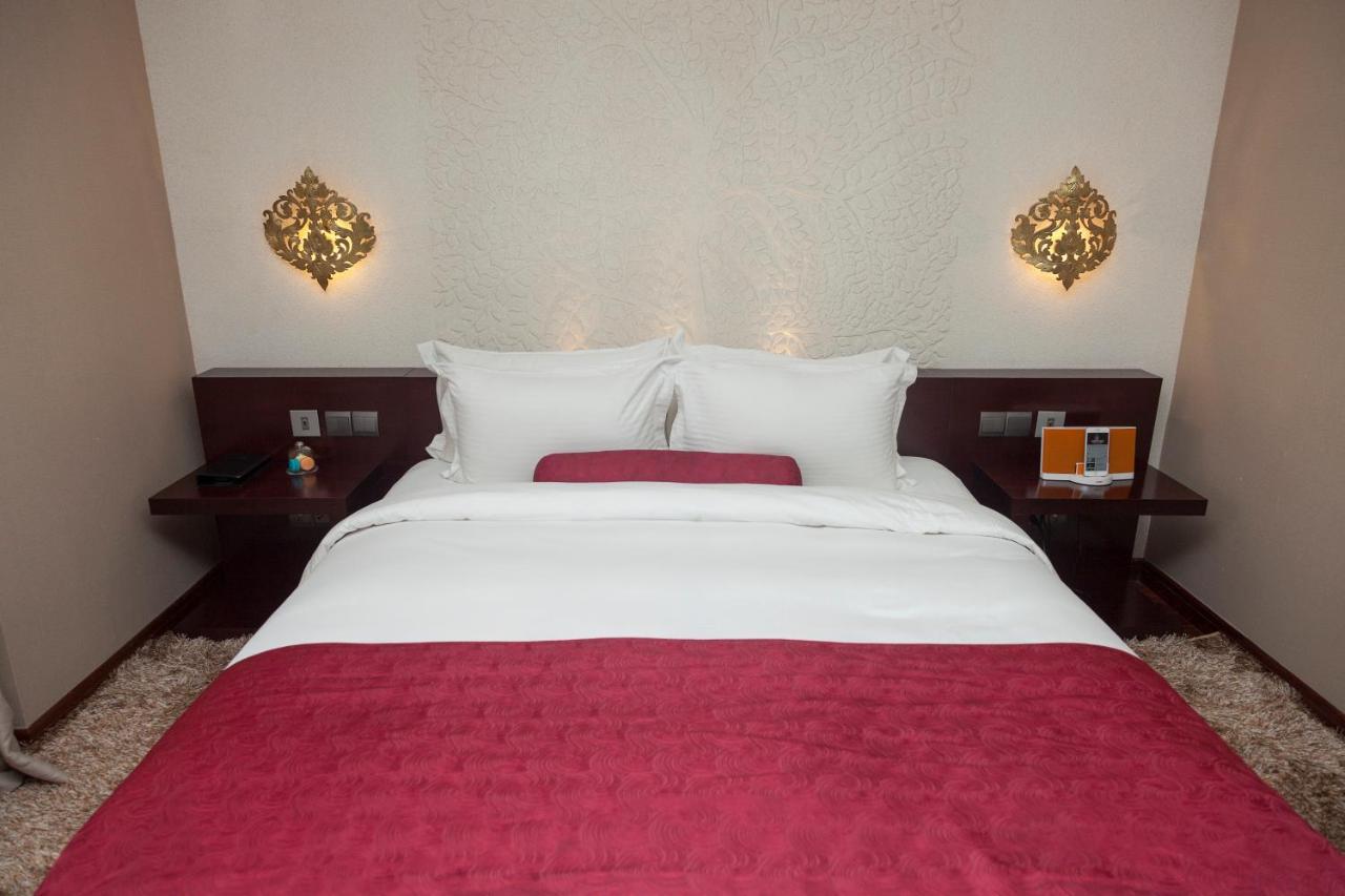 Arunreas Hotel Пном Пен Екстериор снимка