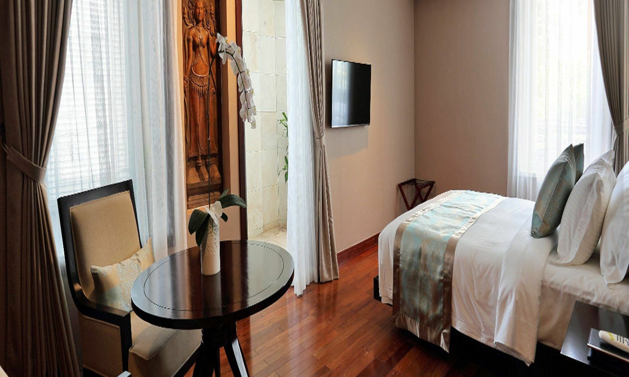 Arunreas Hotel Пном Пен Екстериор снимка